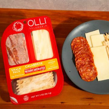 Olli Calabrese Asiago Cracker Snack Pack - 2 oz