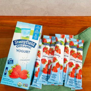 Stonyfield Organic Low Fat Strawberry Yogurt Tubes - 8 pack of 2 oz